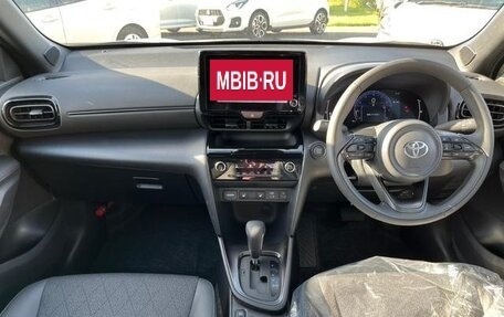 Toyota Yaris Cross, 2021 год, 1 500 000 рублей, 8 фотография