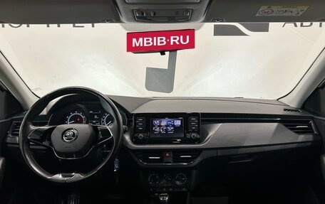 Skoda Rapid II, 2021 год, 1 599 000 рублей, 17 фотография