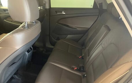Hyundai Tucson III, 2020 год, 2 350 000 рублей, 10 фотография