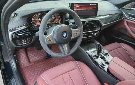 BMW 5 серия, 2023 год, 4 150 000 рублей, 15 фотография