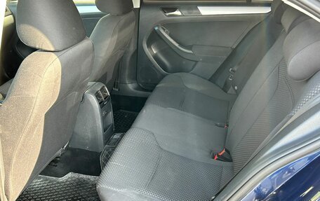 Volkswagen Jetta VI, 2011 год, 745 000 рублей, 24 фотография