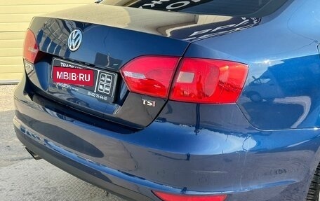 Volkswagen Jetta VI, 2011 год, 745 000 рублей, 30 фотография