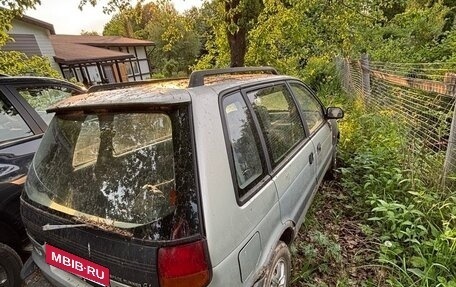 Mitsubishi Space Runner II, 1994 год, 30 000 рублей, 4 фотография