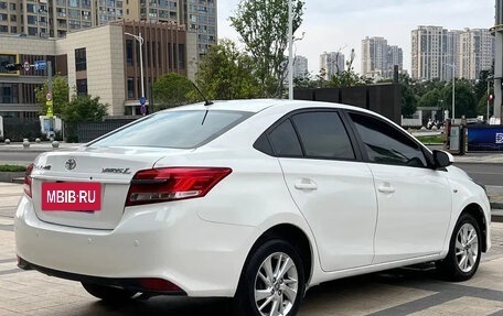 Toyota Yaris XP150 рестайлинг, 2021 год, 1 200 000 рублей, 5 фотография
