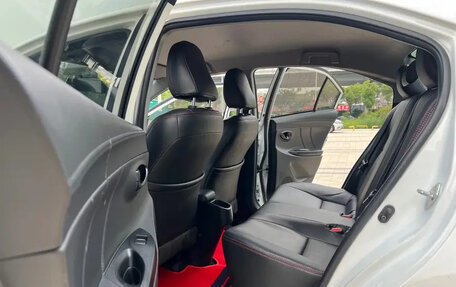 Toyota Yaris XP150 рестайлинг, 2021 год, 1 200 000 рублей, 14 фотография