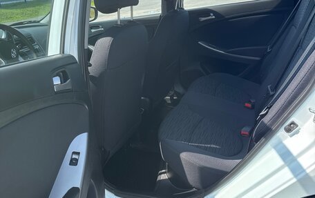 Hyundai Solaris II рестайлинг, 2015 год, 1 100 000 рублей, 13 фотография