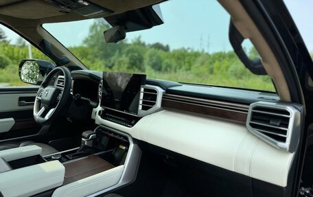 Toyota Sequoia, 2023 год, 24 000 000 рублей, 30 фотография