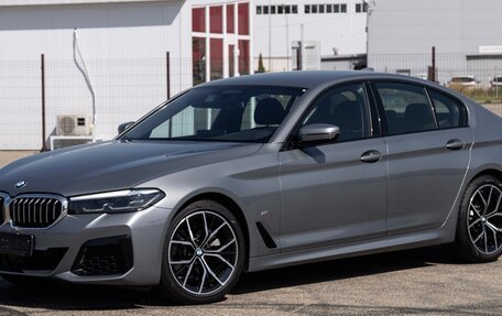 BMW 5 серия, 2023 год, 5 850 000 рублей, 1 фотография