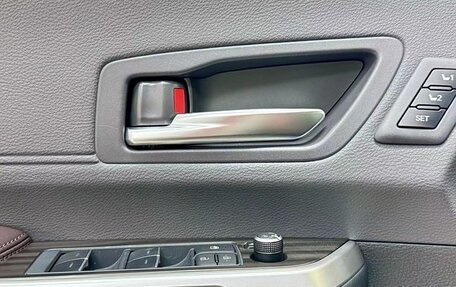 Toyota Sienna, 2022 год, 4 199 000 рублей, 17 фотография