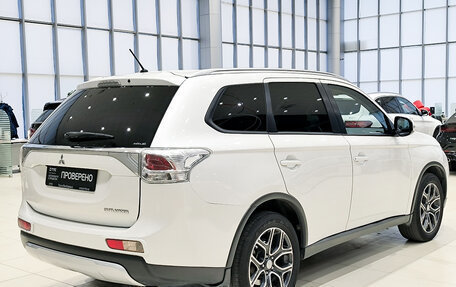 Mitsubishi Outlander III рестайлинг 3, 2014 год, 1 239 000 рублей, 5 фотография