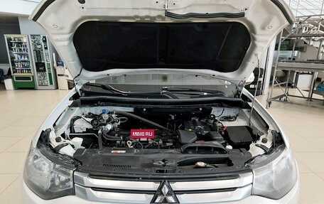 Mitsubishi Outlander III рестайлинг 3, 2014 год, 1 239 000 рублей, 9 фотография