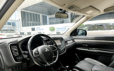Mitsubishi Outlander III рестайлинг 3, 2014 год, 1 239 000 рублей, 16 фотография