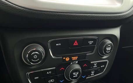 Jeep Compass II, 2019 год, 1 985 000 рублей, 15 фотография