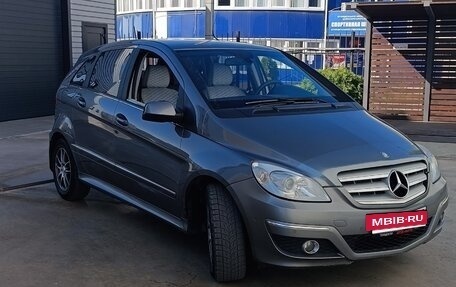 Mercedes-Benz B-Класс, 2010 год, 980 000 рублей, 2 фотография