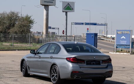 BMW 5 серия, 2023 год, 5 850 000 рублей, 4 фотография