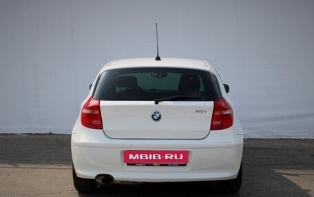 BMW 1 серия, 2011 год, 749 000 рублей, 6 фотография