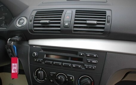 BMW 1 серия, 2011 год, 749 000 рублей, 16 фотография