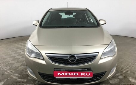 Opel Astra J, 2011 год, 660 000 рублей, 3 фотография