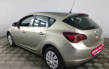 Opel Astra J, 2011 год, 660 000 рублей, 9 фотография