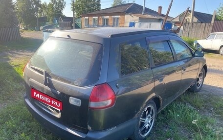 Nissan Wingroad III, 2000 год, 280 000 рублей, 3 фотография