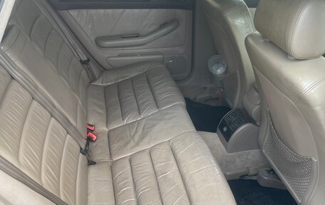 Audi A6, 1998 год, 650 000 рублей, 6 фотография