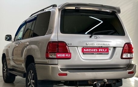 Toyota Land Cruiser 100 рестайлинг 2, 2004 год, 2 000 000 рублей, 8 фотография