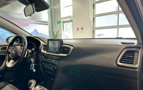 KIA cee'd III, 2019 год, 1 750 000 рублей, 11 фотография