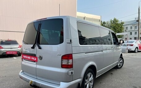 Volkswagen Caravelle T5, 2010 год, 1 650 000 рублей, 11 фотография