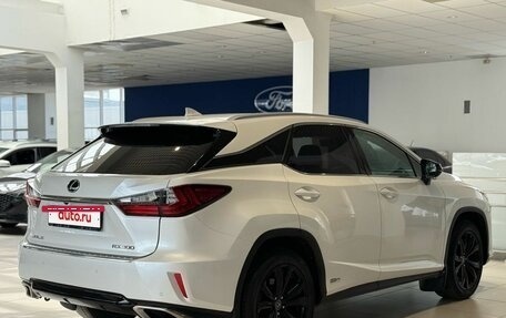 Lexus RX IV рестайлинг, 2018 год, 4 050 000 рублей, 10 фотография