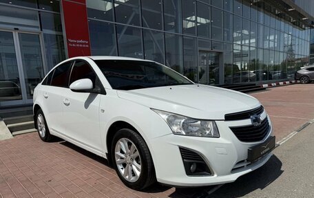 Chevrolet Cruze II, 2013 год, 830 000 рублей, 4 фотография