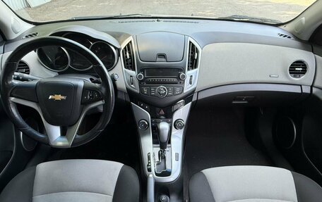 Chevrolet Cruze II, 2013 год, 830 000 рублей, 12 фотография