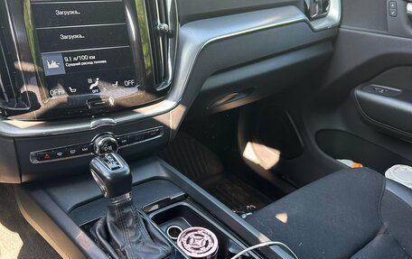 Volvo XC60 II, 2019 год, 3 300 000 рублей, 6 фотография