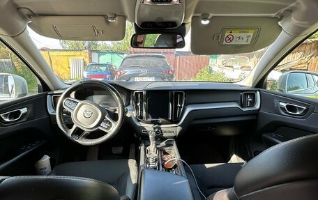 Volvo XC60 II, 2019 год, 3 300 000 рублей, 4 фотография