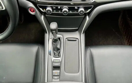 Honda Inspire, 2020 год, 1 800 000 рублей, 9 фотография