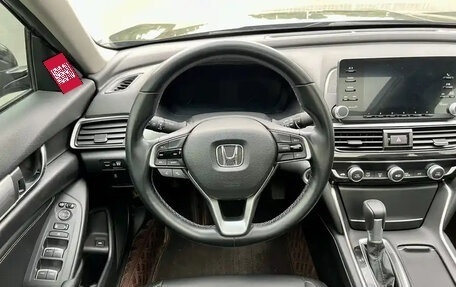 Honda Inspire, 2020 год, 1 800 000 рублей, 7 фотография