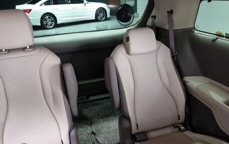 KIA Carnival, 2021 год, 3 200 000 рублей, 11 фотография