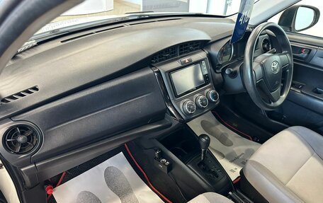 Toyota Corolla, 2015 год, 1 299 000 рублей, 13 фотография