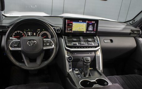 Toyota Land Cruiser, 2021 год, 10 500 000 рублей, 7 фотография