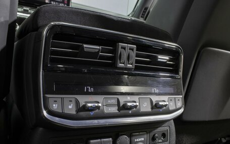 Toyota Land Cruiser, 2021 год, 10 500 000 рублей, 25 фотография