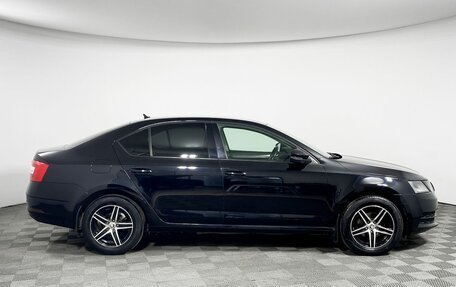 Skoda Octavia, 2018 год, 1 210 000 рублей, 4 фотография
