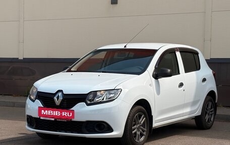 Renault Sandero II рестайлинг, 2015 год, 825 000 рублей, 3 фотография