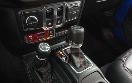 Jeep Wrangler, 2023 год, 4 819 000 рублей, 9 фотография