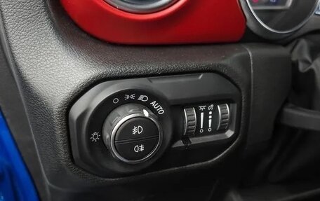 Jeep Wrangler, 2023 год, 4 819 000 рублей, 18 фотография