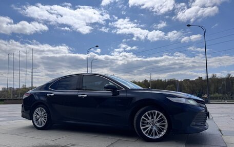 Toyota Camry, 2018 год, 2 999 000 рублей, 21 фотография