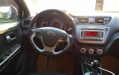 KIA Rio III рестайлинг, 2015 год, 1 030 000 рублей, 12 фотография