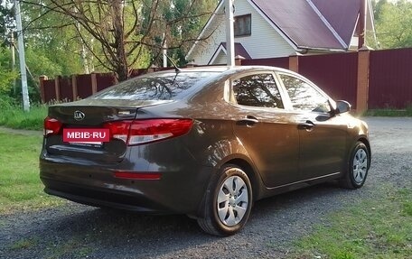 KIA Rio III рестайлинг, 2015 год, 1 030 000 рублей, 5 фотография