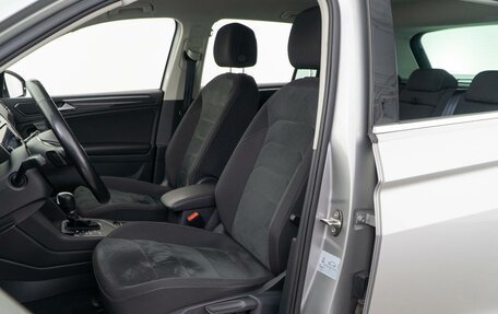 Volkswagen Tiguan II, 2017 год, 2 199 000 рублей, 12 фотография