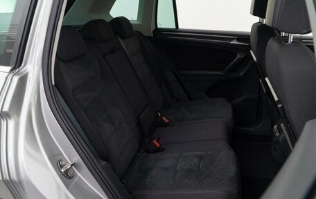 Volkswagen Tiguan II, 2017 год, 2 199 000 рублей, 9 фотография