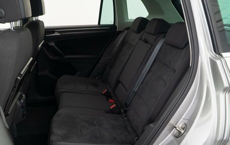Volkswagen Tiguan II, 2017 год, 2 199 000 рублей, 11 фотография