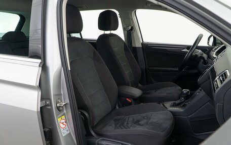 Volkswagen Tiguan II, 2017 год, 2 199 000 рублей, 10 фотография